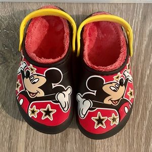 Kids Lined Mickey Crocs